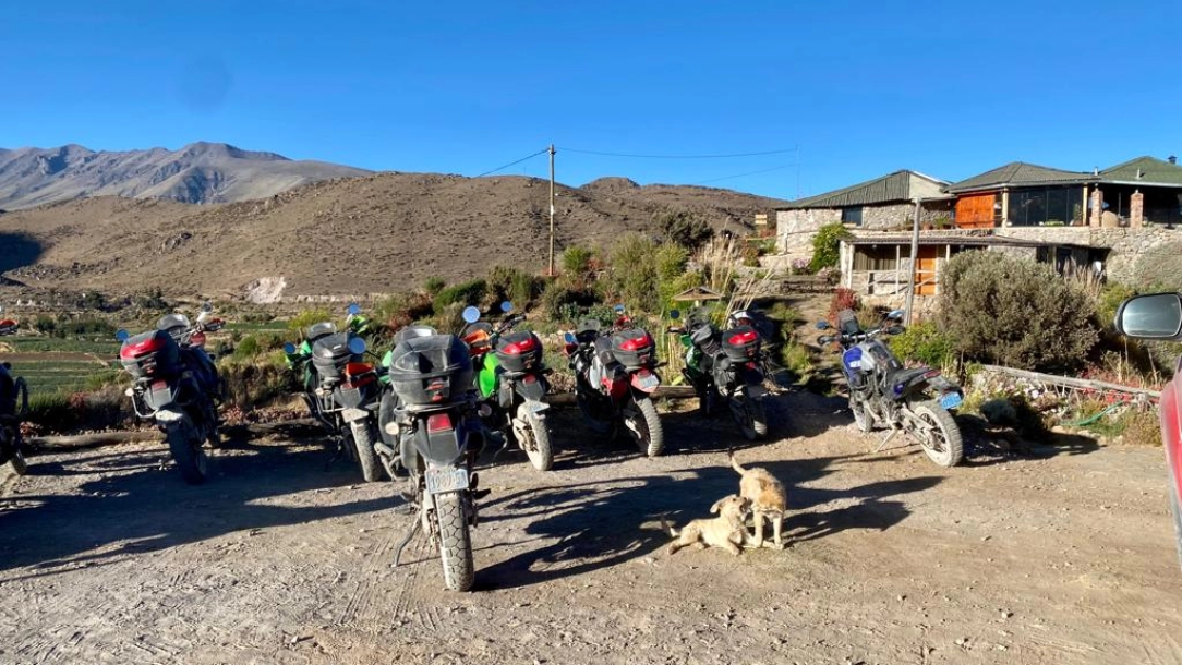 Ruta Panamericana y lago Titicaca