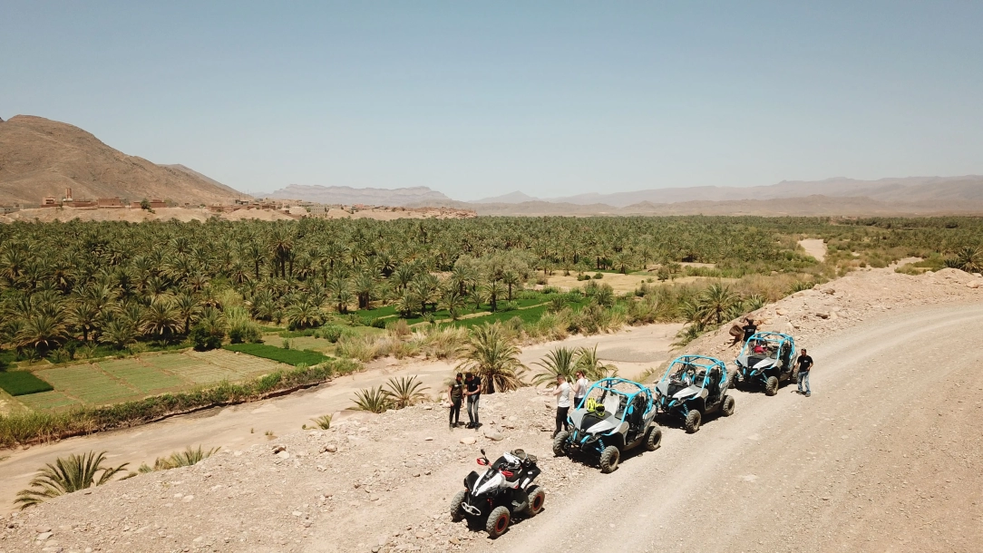 À travers le Sahara marocain